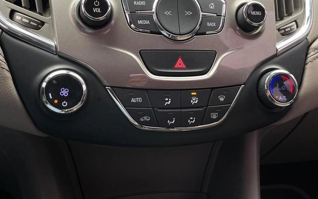 imagem-https://www.socarrao.com.br/sc-vehicle-images-prod/4292197/1791319026012-8542902_9_B_2fe4edee8d.jpeg