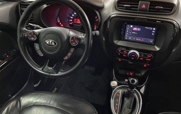 imagem-https://www.socarrao.com.br/sc-vehicle-images-prod/4292240/1791406941888-8540771_8_B_201fe9df77.jpeg
