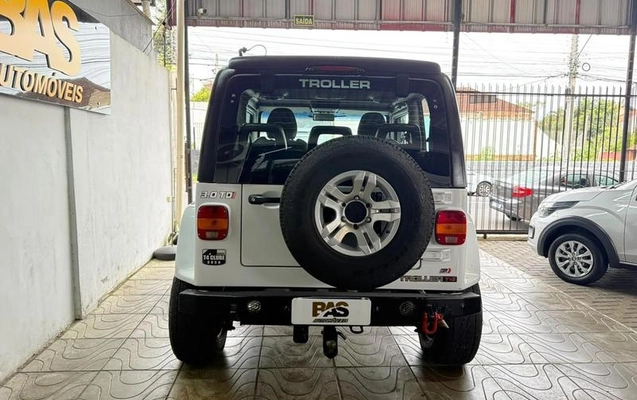imagem-https://www.socarrao.com.br/sc-vehicle-images-prod/4292273/1791375546810-8549115_11_B_fb7bd6367e.jpeg
