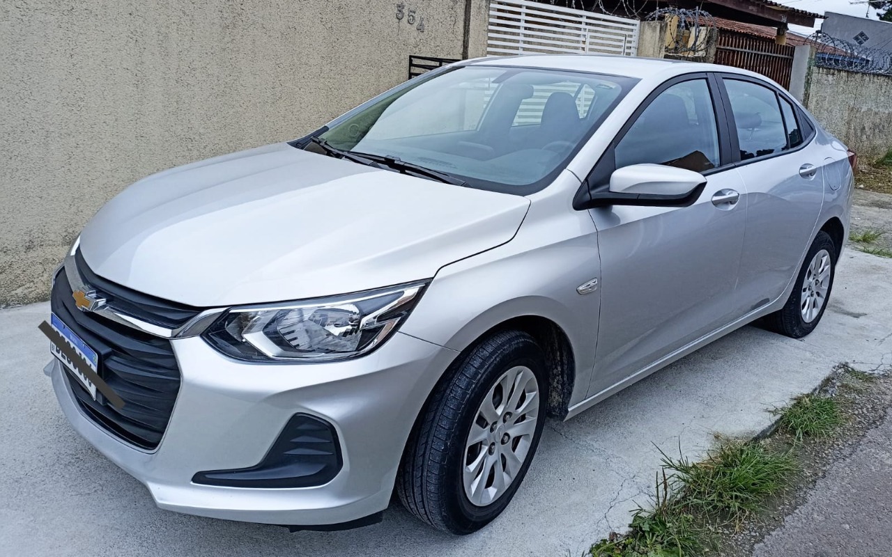 Chevrolet Onix 2020 Prata — foto 1 de 3
