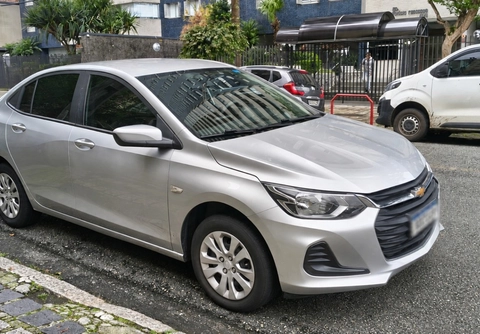 Chevrolet Onix 2020 Prata — foto 1 de 3