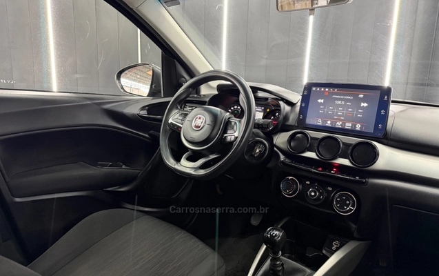 imagem-https://www.socarrao.com.br/sc-vehicle-images-prod/4292737/1791322976501-8cab83db3957fa2cd4c7be20b4ad6324_big.jpeg