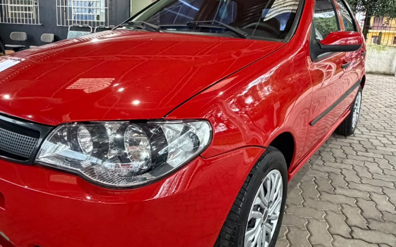 imagem-https://www.socarrao.com.br/sc-vehicle-images-prod/4292746/1791323057820-V2hhdHNBcHAgSW1hZ2UgMjAyNi0xMC0wNiBhdCAxMS40OC4yMyBBTSAoMSkuanBlZw.jpeg