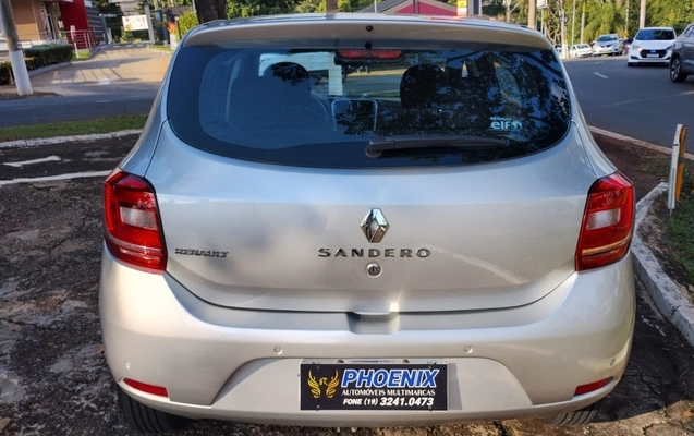 imagem-https://www.socarrao.com.br/sc-vehicle-images-prod/4292848/1791324817578-NYN4V6SNYLCcB8PfXx5mEBYYyLlTIJrK.jpg
