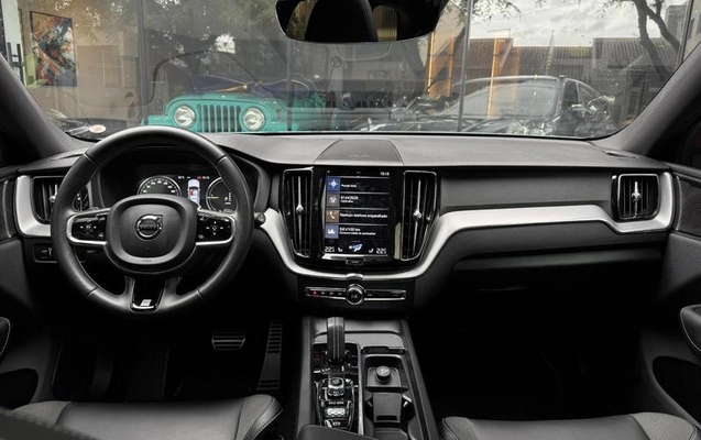 imagem-https://www.socarrao.com.br/sc-vehicle-images-prod/4292937/1791546409009-8548388_7_B_efd6115af7.jpeg