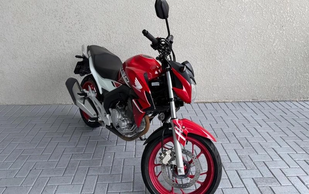 imagem-https://www.socarrao.com.br/sc-vehicle-images-prod/4293070/1791373400729-8430200_3_B_5bfbbea429.jpeg