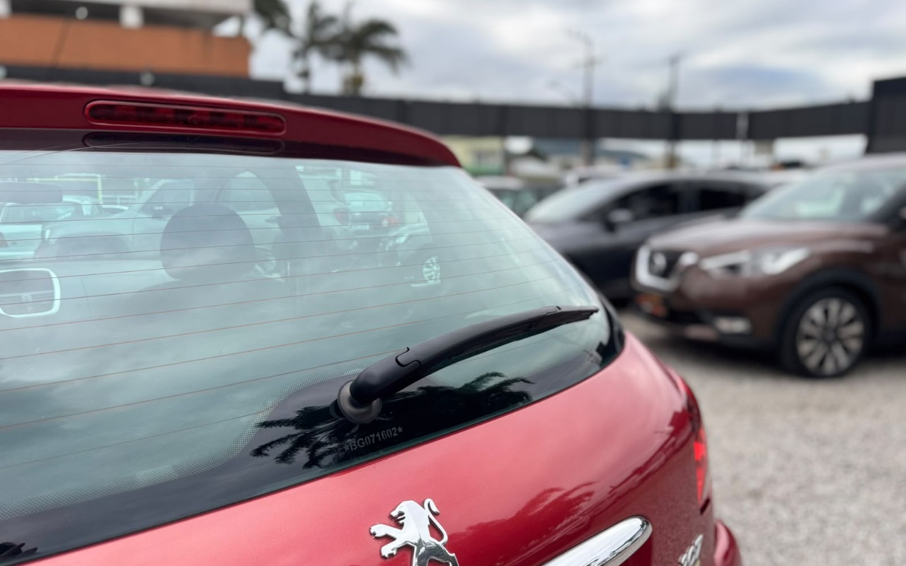 imagem-https://www.socarrao.com.br/sc-vehicle-images-prod/4293109/1791328165859-MTYuanBlZw.jpeg