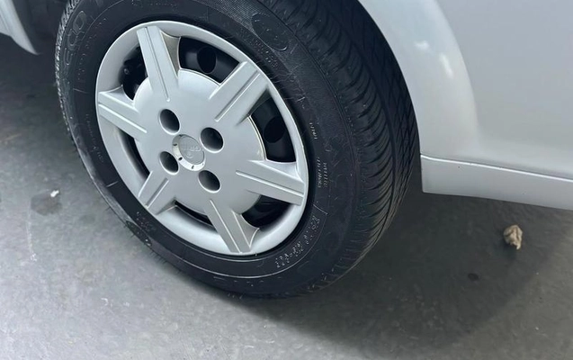 imagem-https://www.socarrao.com.br/sc-vehicle-images-prod/4293419/1791332064646-8327474_3_B_03a4c903f0.jpeg