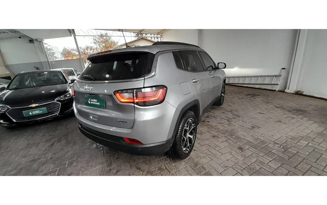 imagem-https://www.socarrao.com.br/sc-vehicle-images-prod/4295467/1791347319168-1_021823.jpg