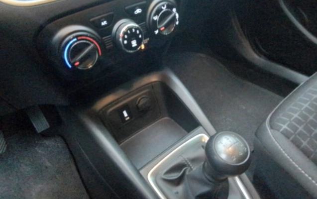 imagem-https://www.socarrao.com.br/sc-vehicle-images-prod/4295712/1791348203720-1_041121.jpg