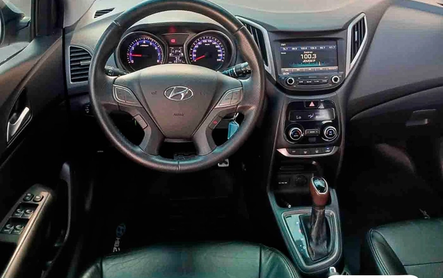 imagem-https://www.socarrao.com.br/sc-vehicle-images-prod/4297402/1791571629228-caa8c1d0-cf6d-4731-815d-5fd93945df03.jpg