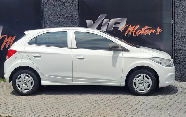 imagem-https://www.socarrao.com.br/sc-vehicle-images-prod/4297709/1792165714958-8550250_10_B_512ce5a0a2.jpeg