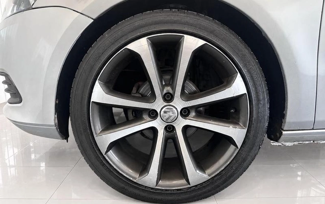 imagem-https://www.socarrao.com.br/sc-vehicle-images-prod/4297780/1791377020070-8539880_6_B_3cd823de00.jpeg