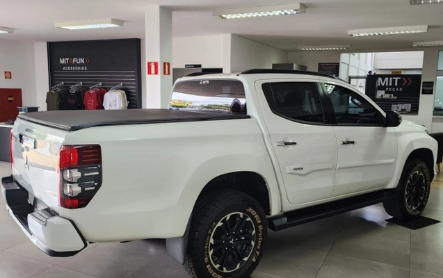 imagem-https://www.socarrao.com.br/sc-vehicle-images-prod/4297820/1792453801034-OPNjwaWXf4fbLGsdVZ053dXsdwZIcWzT.jpg