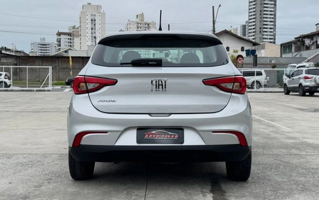 imagem-https://www.socarrao.com.br/sc-vehicle-images-prod/4297924/1791377972922-V2hhdHNBcHAgSW1hZ2UgMjAyNi0xMC0wNiBhdCAxNC4yMS41MyAoMykuanBlZw.jpeg