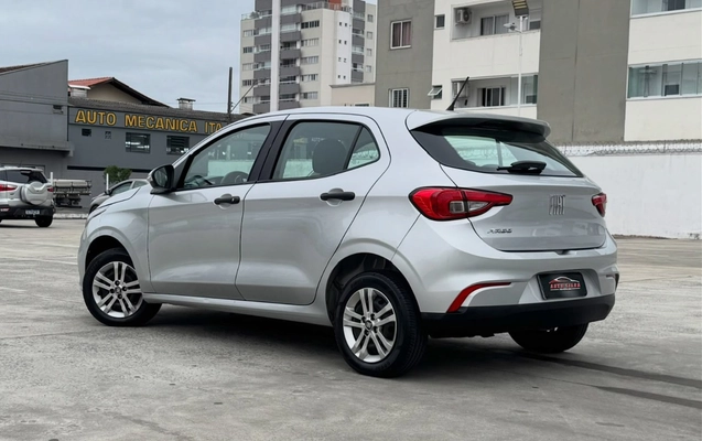 imagem-https://www.socarrao.com.br/sc-vehicle-images-prod/4297924/1791377973047-V2hhdHNBcHAgSW1hZ2UgMjAyNi0xMC0wNiBhdCAxNC4yMS41MyAoMikuanBlZw.jpeg