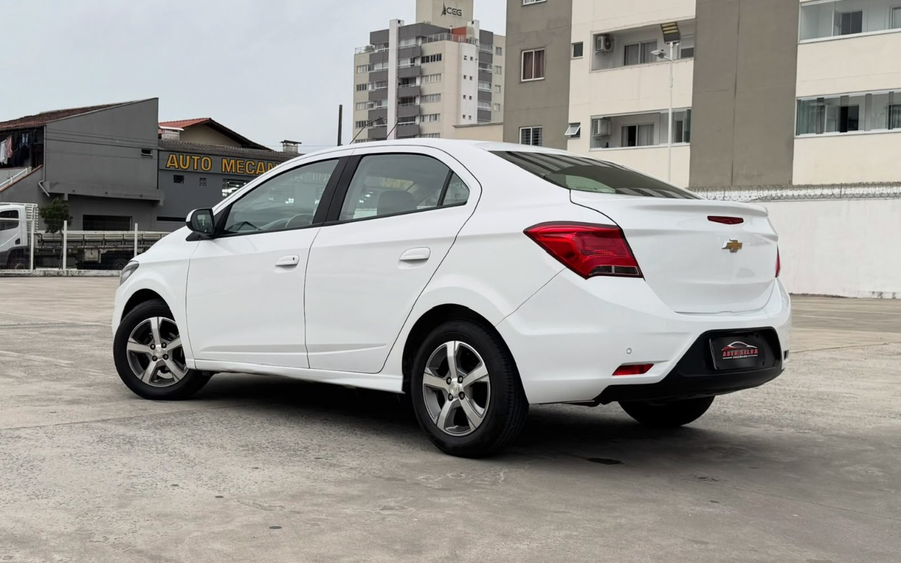 imagem-https://www.socarrao.com.br/sc-vehicle-images-prod/4298009/1791378550014-V2hhdHNBcHAgSW1hZ2UgMjAyNi0wOS0xNiBhdCAxNC40MS41NSAoMykuanBlZw.jpeg