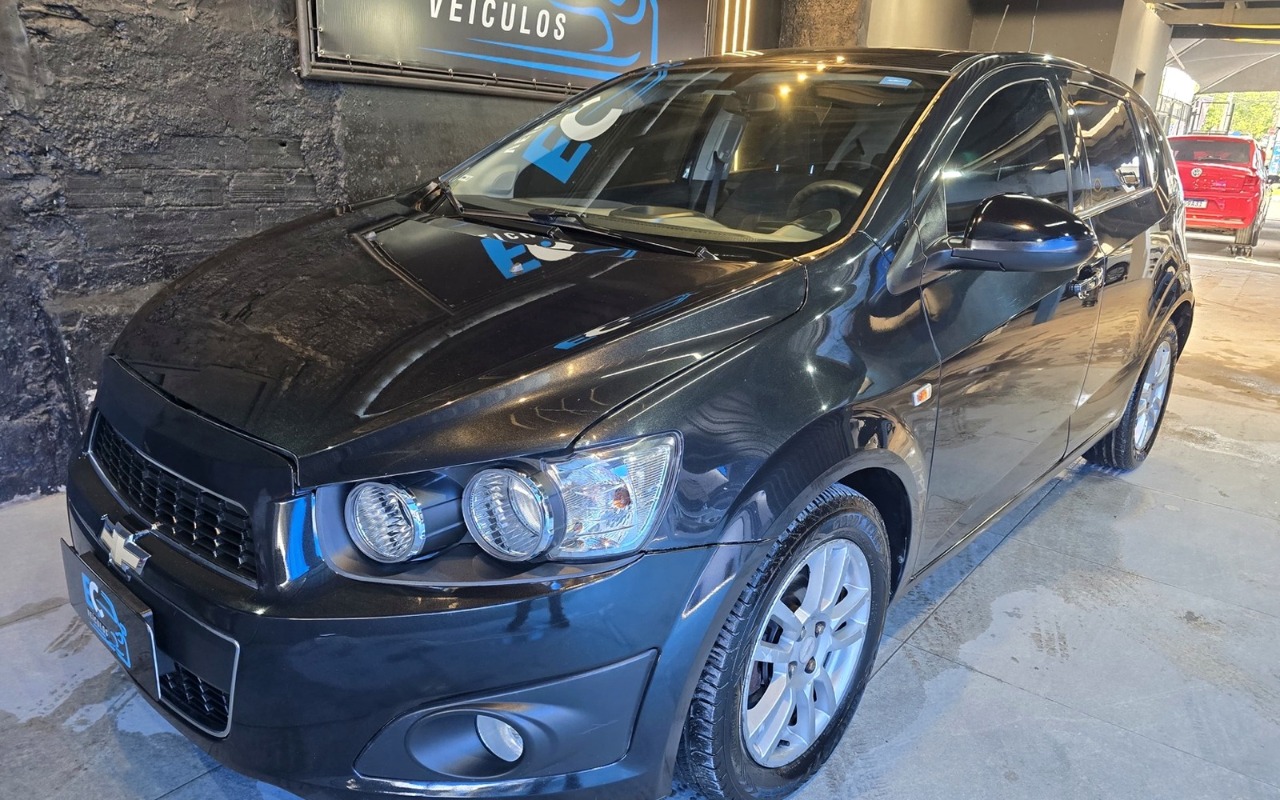 Chevrolet Sonic 2013 Preto — foto 1 de 3