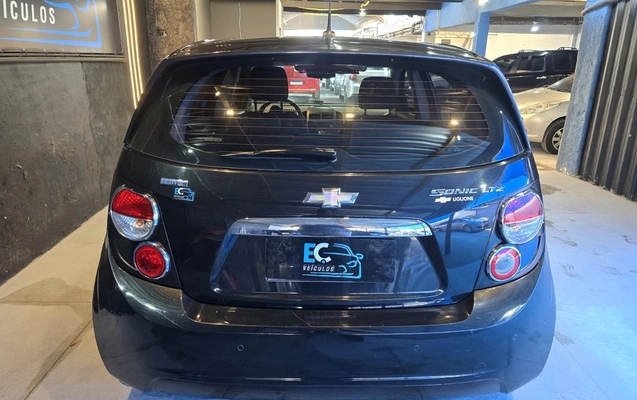 imagem-https://www.socarrao.com.br/sc-vehicle-images-prod/4298036/1791378753917-NC5qcGVn.jpeg