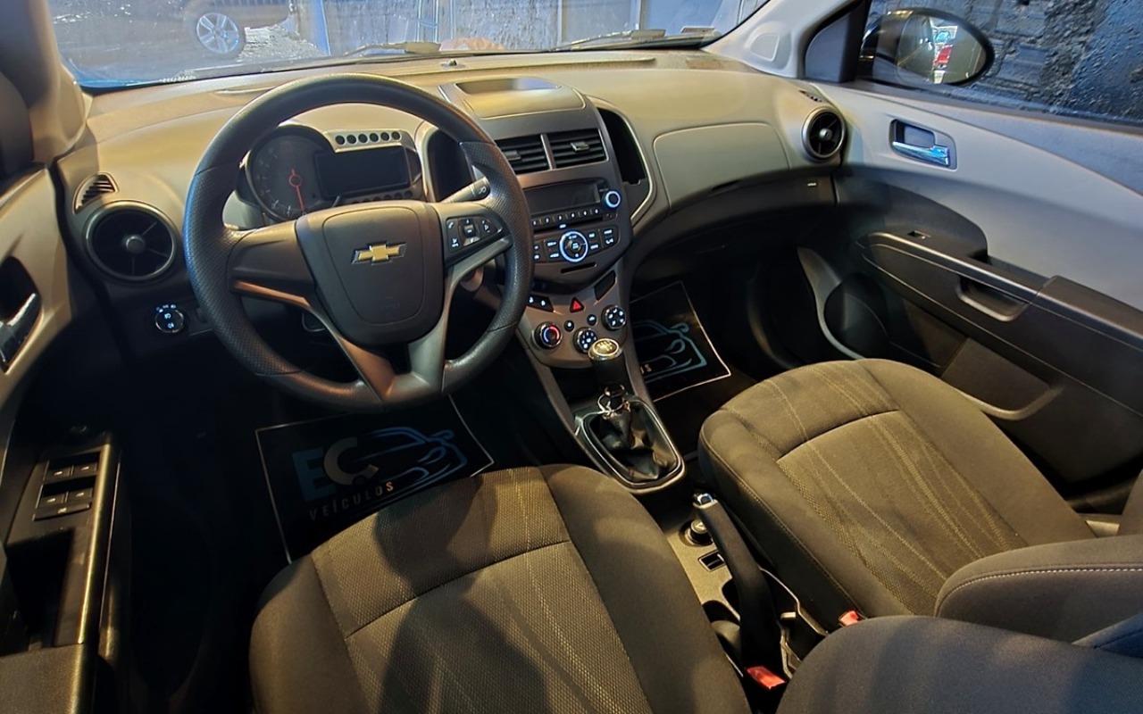 imagem-https://www.socarrao.com.br/sc-vehicle-images-prod/4298036/1791378754288-Ny5qcGVn.jpeg