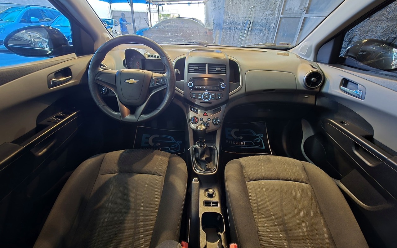 imagem-https://www.socarrao.com.br/sc-vehicle-images-prod/4298036/1791378754423-Ni5qcGVn.jpeg