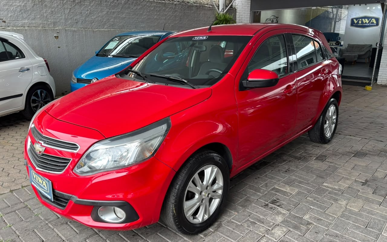 Chevrolet Agile 2014 Vermelho — foto 1 de 3