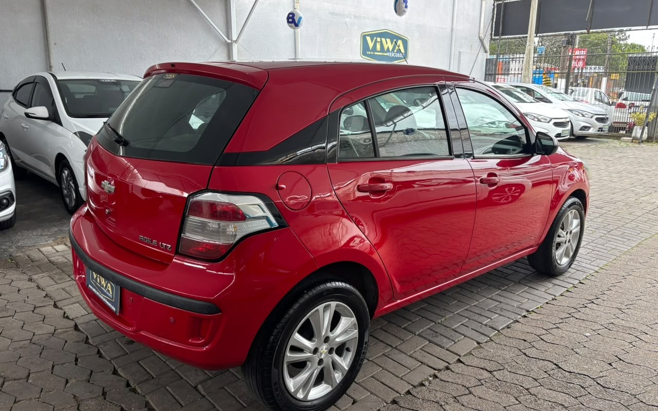 imagem-https://www.socarrao.com.br/sc-vehicle-images-prod/4298052/1791378817809-QUdJTEUgNC5qcGc.jpg