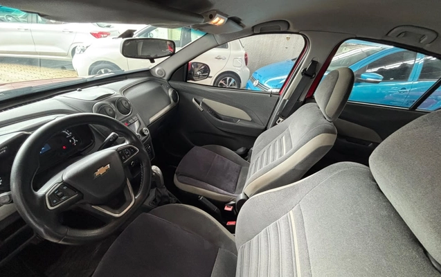 imagem-https://www.socarrao.com.br/sc-vehicle-images-prod/4298052/1791378817974-QUdJTEUgNS5qcGc.jpg