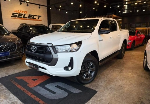 Toyota Hilux 2024 Branco — foto 1 de 3