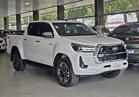 Toyota Hilux 2023 Branco — foto 1 de 3