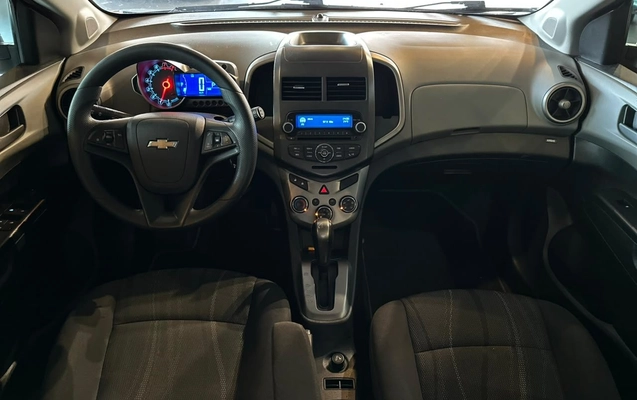 imagem-https://www.socarrao.com.br/sc-vehicle-images-prod/4298260/1791380235777-27b9dc2ff1884c148fcc99b606bb3fa0_1791379905035.jpg