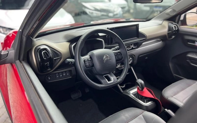 imagem-https://www.socarrao.com.br/sc-vehicle-images-prod/4298315/1791380500941-8549065_13_B_b2211c7029.jpeg