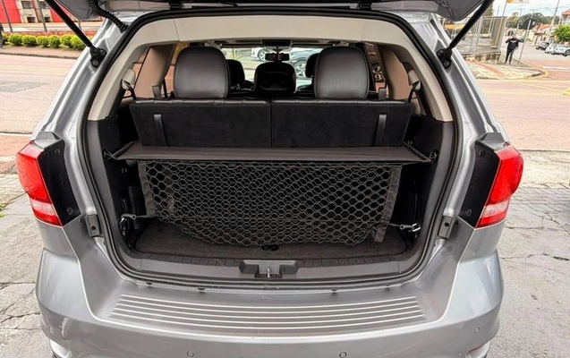 imagem-https://www.socarrao.com.br/sc-vehicle-images-prod/4298353/1791380790035-8545038_5_B_f8bcc63615.jpeg