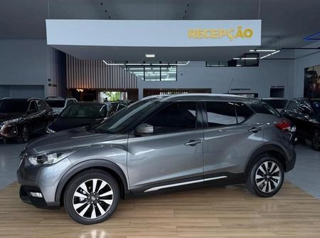 Nissan KICKS 2018 Prata — foto 1 de 3