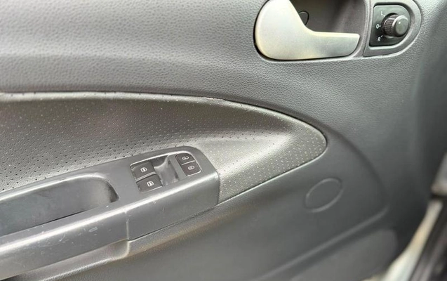 imagem-https://www.socarrao.com.br/sc-vehicle-images-prod/4298695/1791475795053-8548105_1_B_6862b3a0f5.jpeg