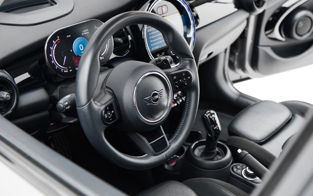 imagem-https://www.socarrao.com.br/sc-vehicle-images-prod/4298716/1791471446610-154717cd-c578-416d-a040-606d60aa2278.jpg