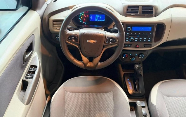 imagem-https://www.socarrao.com.br/sc-vehicle-images-prod/4298778/1792073672297-8510852_13_B_f247c3f1b1.jpeg