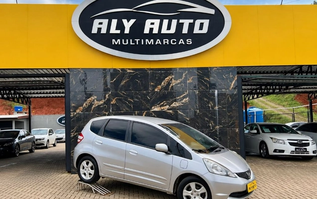 imagem-https://www.socarrao.com.br/sc-vehicle-images-prod/4298796/1791383348163-gb-749ea1e.jpg