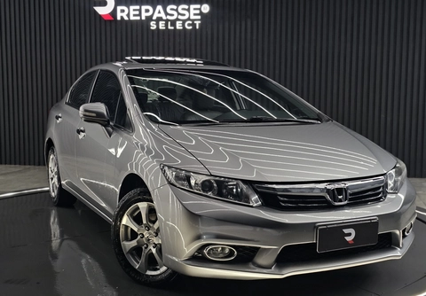 Honda Civic 2014 Prata — foto 1 de 3