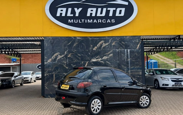 imagem-https://www.socarrao.com.br/sc-vehicle-images-prod/4298876/1792168863951-gb-b599335.jpg