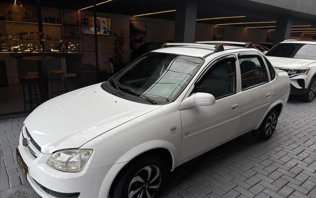 imagem-https://www.socarrao.com.br/sc-vehicle-images-prod/4298913/1791384426938-8242506_12_B_04ed0ca9bd.jpeg