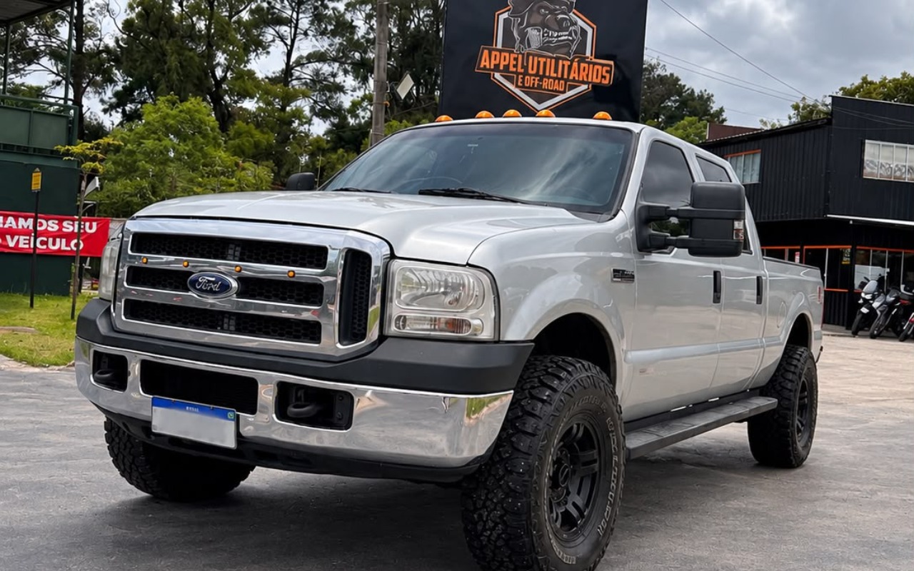 Ford F-250 2009 Cinza — foto 1 de 3