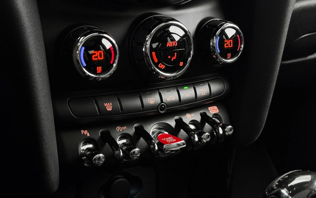imagem-https://www.socarrao.com.br/sc-vehicle-images-prod/4298945/1791384565903-f2becaee-6f16-44d2-a908-c0753be72143.jpg