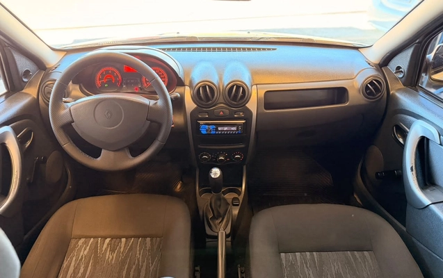 imagem-https://www.socarrao.com.br/sc-vehicle-images-prod/4298993/1791384809496-da3d63e5f72745e38b10b857126f8868_1791384747492.jpg