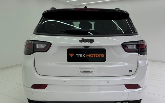 imagem-https://www.socarrao.com.br/sc-vehicle-images-prod/4299031/1791463841516-vehicle_image_1791382771_151cc9cb96b043aab3c775ef1af05f3f.png