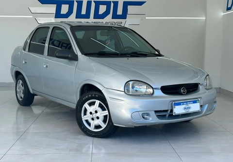 Chevrolet Corsa 2003 Prata — foto 1 de 3
