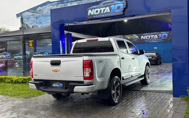 imagem-https://www.socarrao.com.br/sc-vehicle-images-prod/4299106/1791385535484-4_054027.jpg