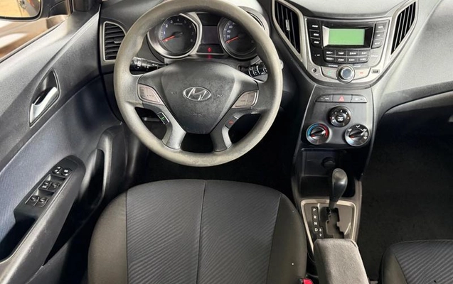 imagem-https://www.socarrao.com.br/sc-vehicle-images-prod/4299111/1791392054659-8551069_12_B_970cc5c48b.jpeg
