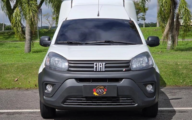 imagem-https://www.socarrao.com.br/sc-vehicle-images-prod/4299135/1791473924280-8521792_6_B_9c9fae1ef9.jpeg