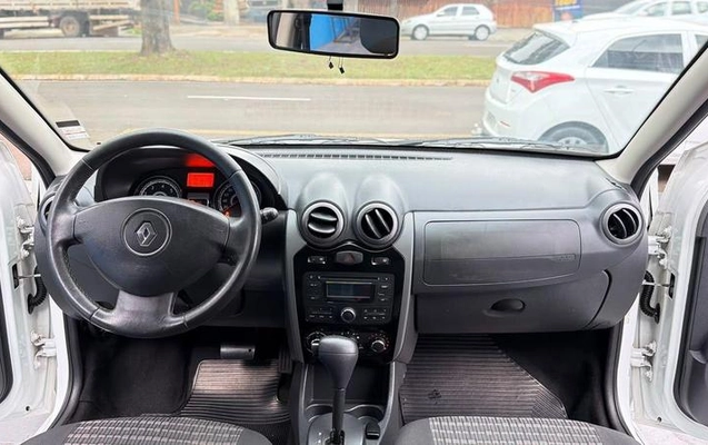 imagem-https://www.socarrao.com.br/sc-vehicle-images-prod/4299175/1791386112471-8551353_9_B_59a9e4f5de.jpeg